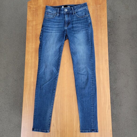 KUT From the Kloth Mid Rise Kurvy Diana Skinny Cut Blue Jeans - 2 - Picture 3 of 13
